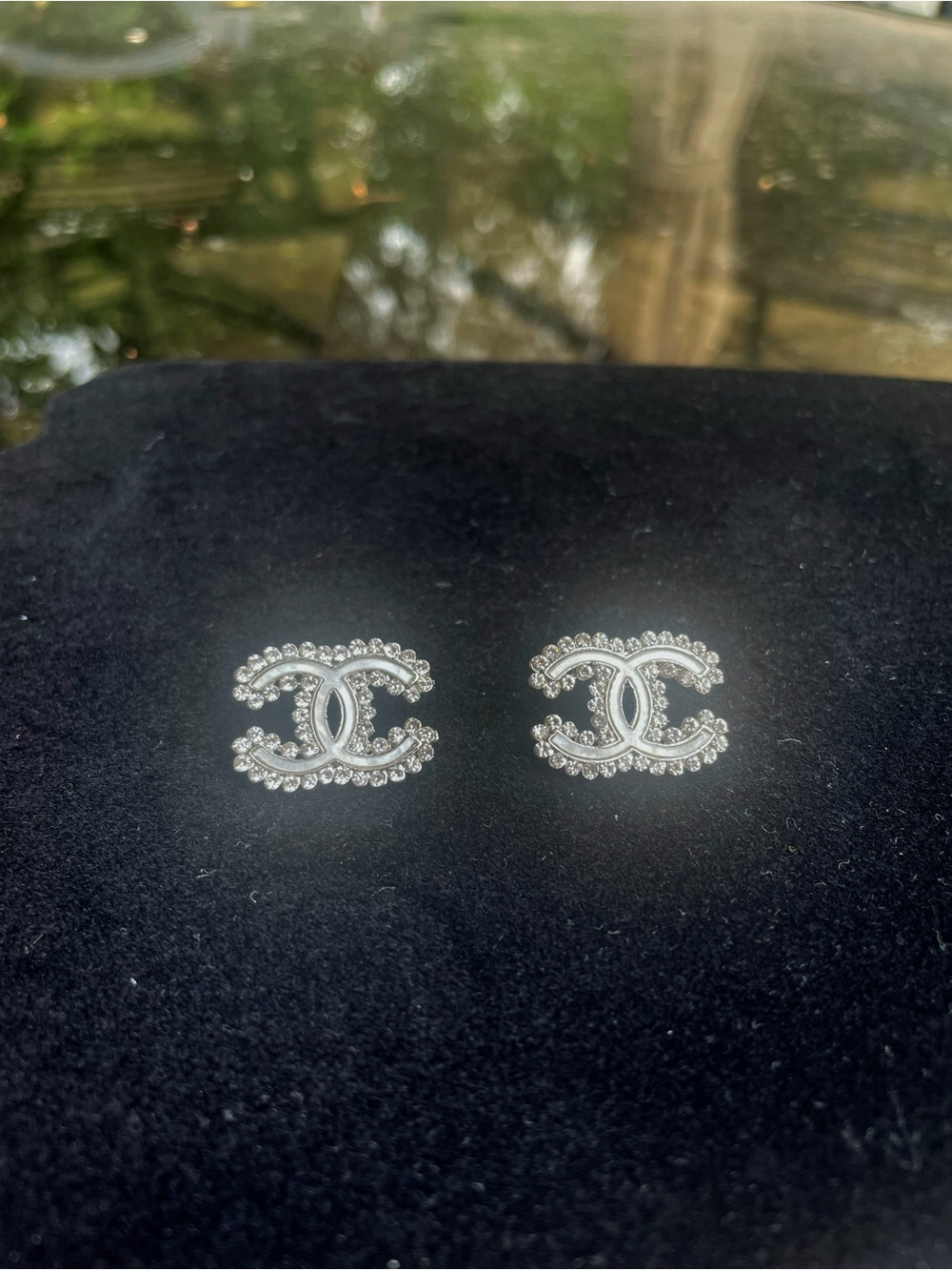 CC Logo Stud Earrings - Silver and White - Picture 6 of 6